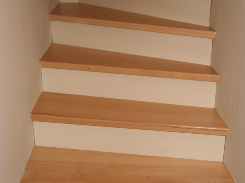 Habillage Escalier classique bois en Alsace