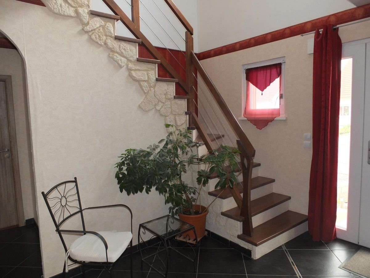 Habillage Escalier classique bois en Alsace