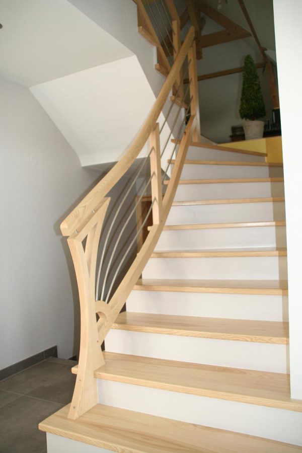 Rambarde d'escalier courbe en Alsace