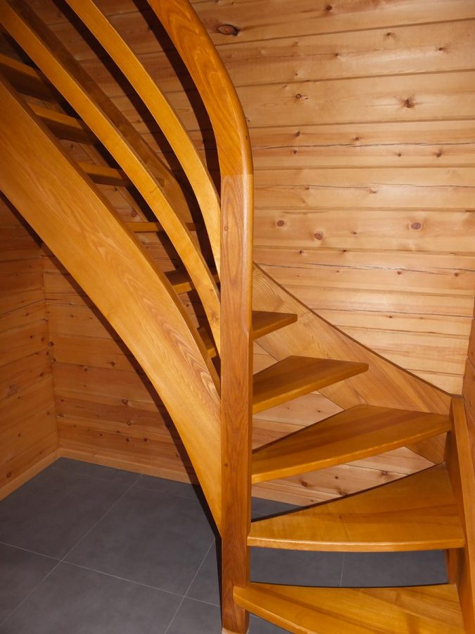 Escalier classique bois en Alsace
