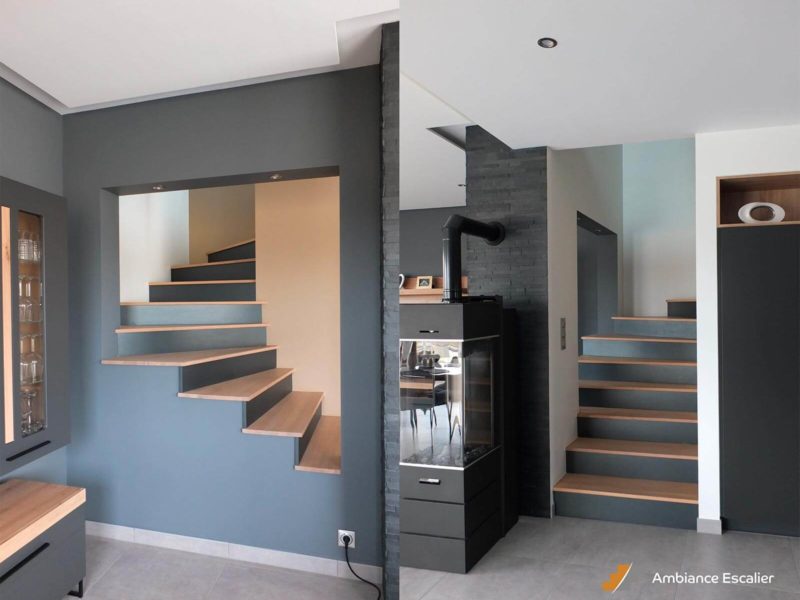 Habillage bois d'un escalier avec teinte noir